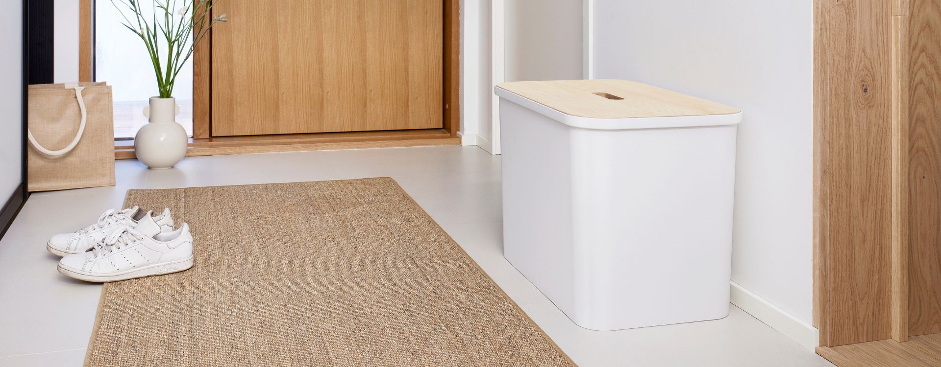 Smart solutions for hallway storage